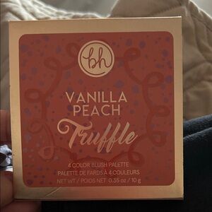 BH Cosmetics Peach Truffle Blush Palette NEW